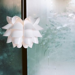 Contemporary And Contracted The Nordic Idea White Lotus Droplight Lamp