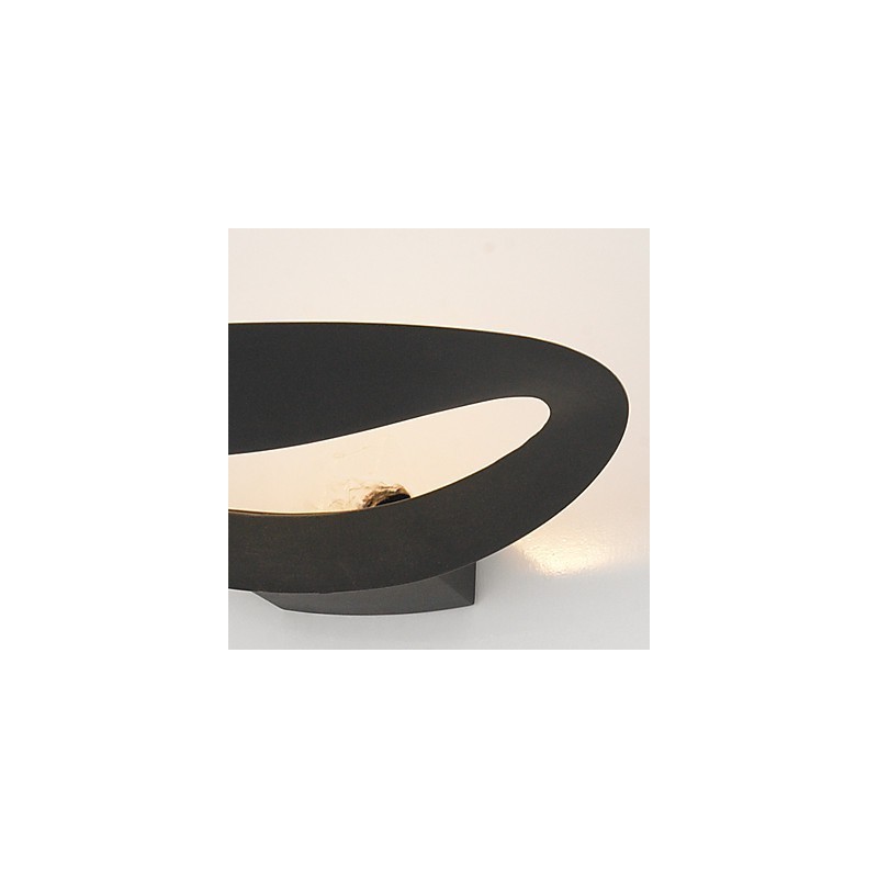 Artistic Wall Light with 1 Light in Black & White