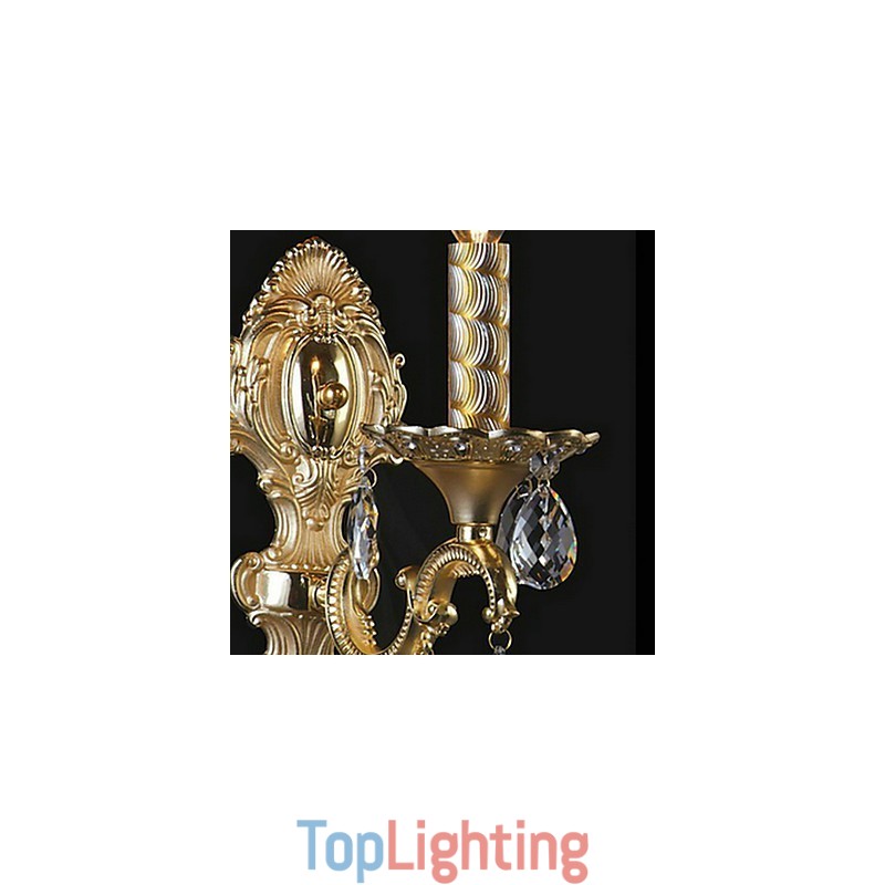Luxuriant Crystal Wall Light in Candle Featured Bulb