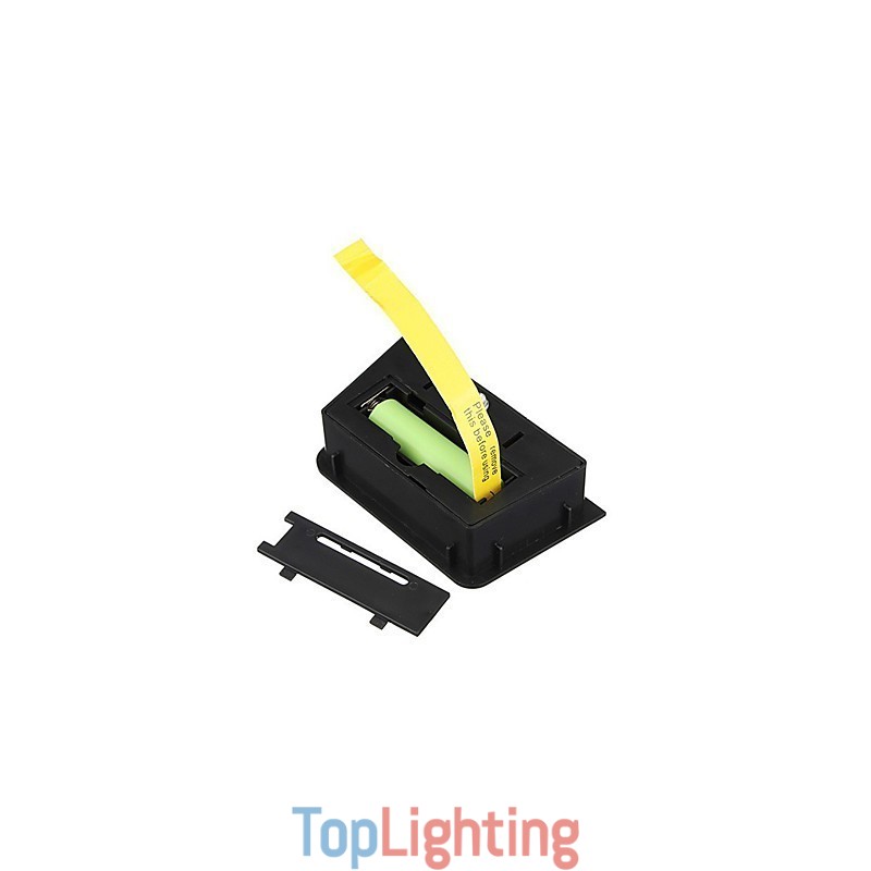 Warm Yellow Solar Powered Wall Mount 2 Lantern Light Deck Lamp