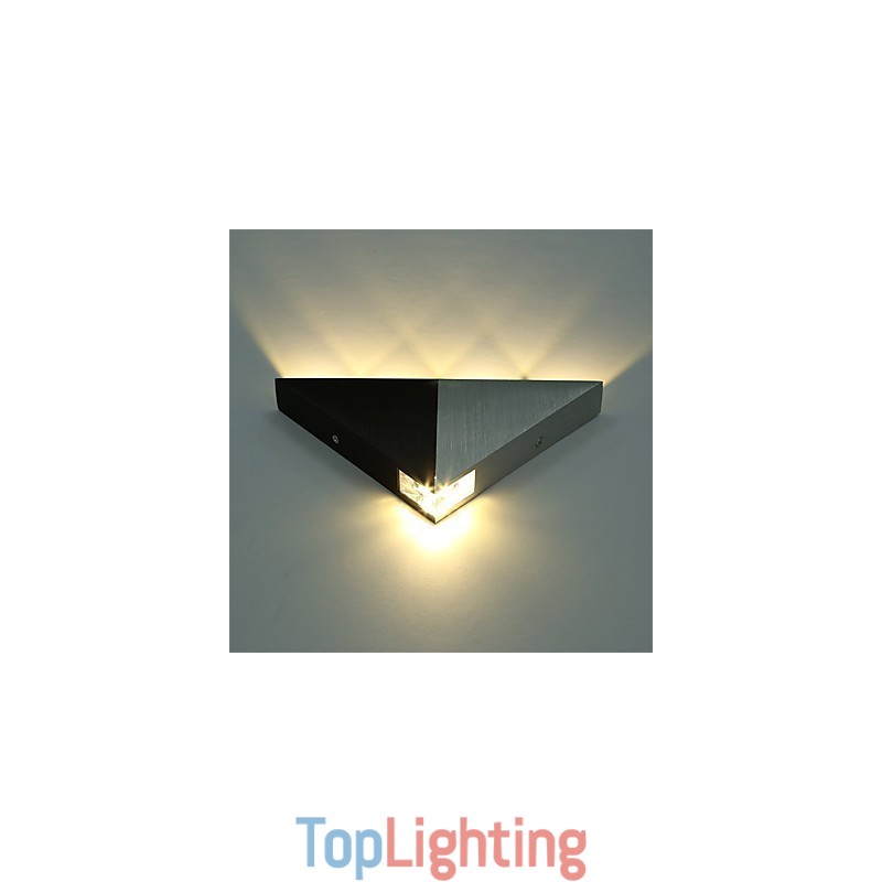 Modern Triangle Wall Sconce Light Fixture Indoor Hallway Up Down Wall Lamp Spot Light Aluminum Decorative Lighting for Studio Restauran