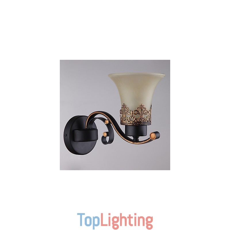 Single Head Amercian Countryside Vintage Metal with Glass Wall Lamp for the Canteen Room Living Room Entry Foyer Decorate Wall Lamp