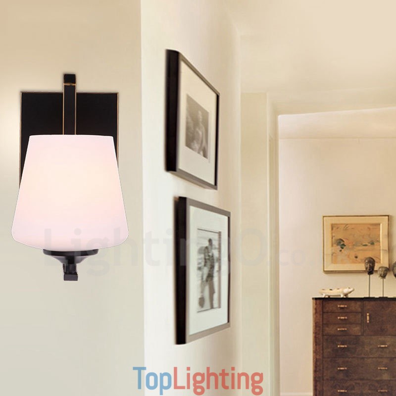 Single Light Traditional Classic Indoor Wall Sconces