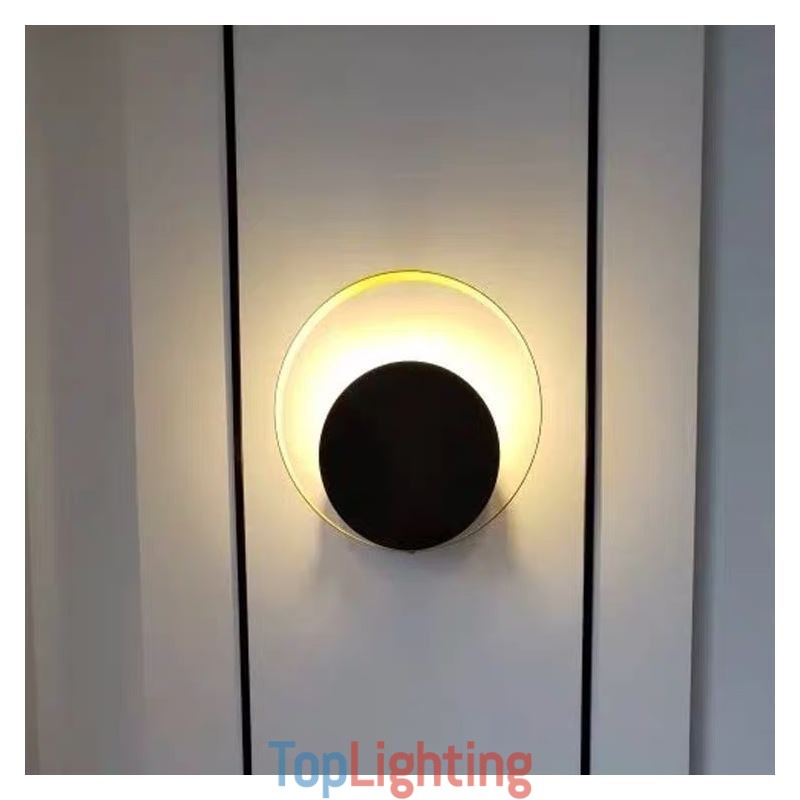 Modern Style Wall Light Black Circular Wall Sconce Creative Lamp Bedside Lighting