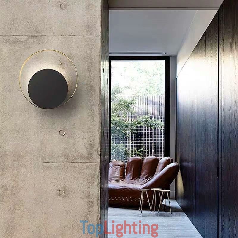 Modern Style Wall Light Black Circular Wall Sconce Creative Lamp Bedside Lighting